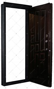 Дверь стальная входная БАСТИОН-3. Панель из массива дуба тонированная с порталом
