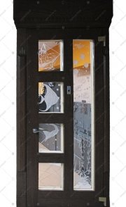 Дверь стальная входная с декоративными стёклами СуперЛюкс. Панель и портал из массива дуба тонированные (вид снаружи)