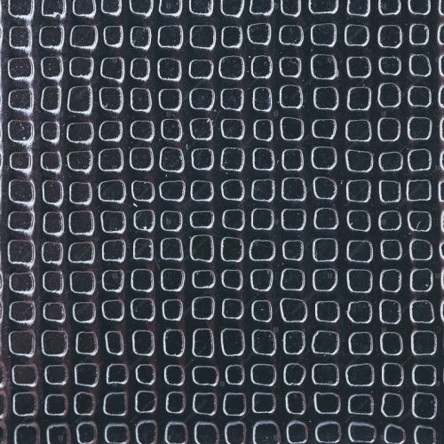 пике чёрный